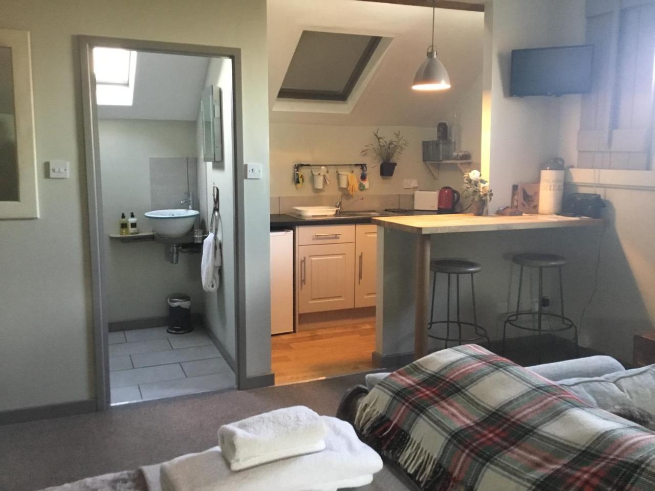 The Jockey Room Hideaway Spurstow Екстериор снимка